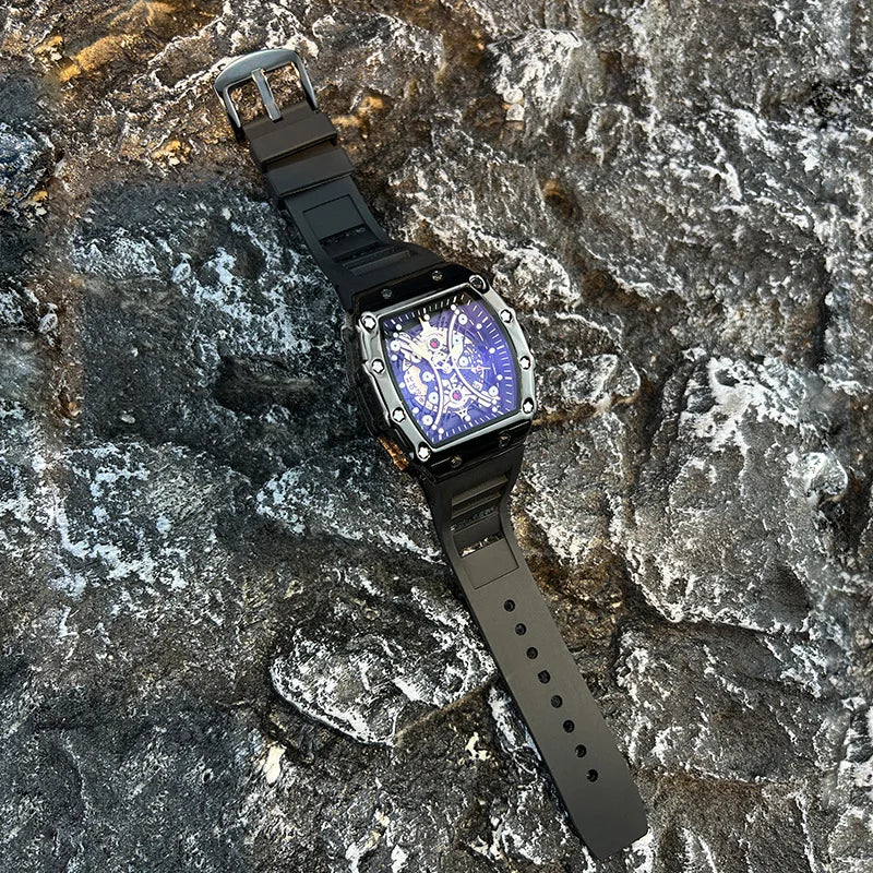 Montre Homme de Luxe Lumineuse L146 – Cadran Tonneau, Design Tendance, Sport & Calendrier Intégré