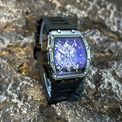 Montre Homme de Luxe Lumineuse L146 – Cadran Tonneau, Design Tendance, Sport & Calendrier Intégré
